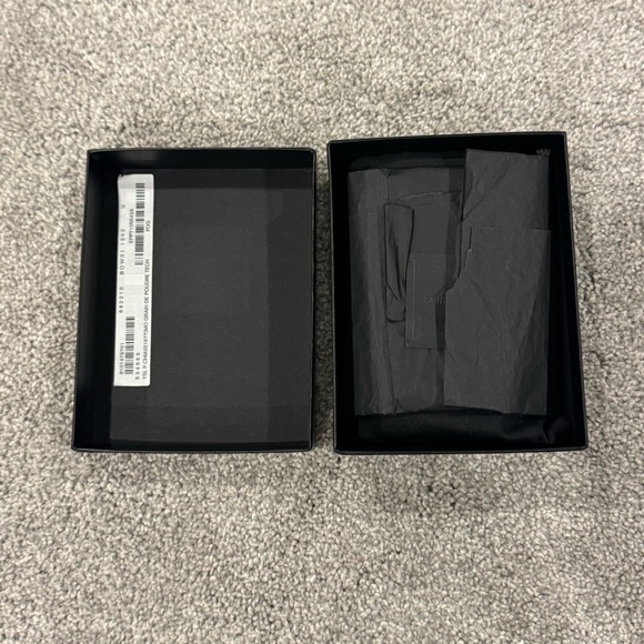 YSL Cassandra Key Case in Gray Grain de Poudre Leather NWB - Picture 5 of 13